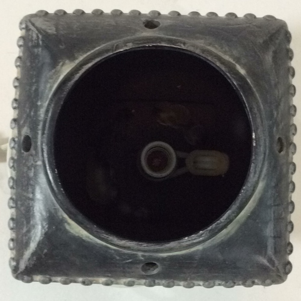 Mini Ceramic Lamp - Picture 3 of 3